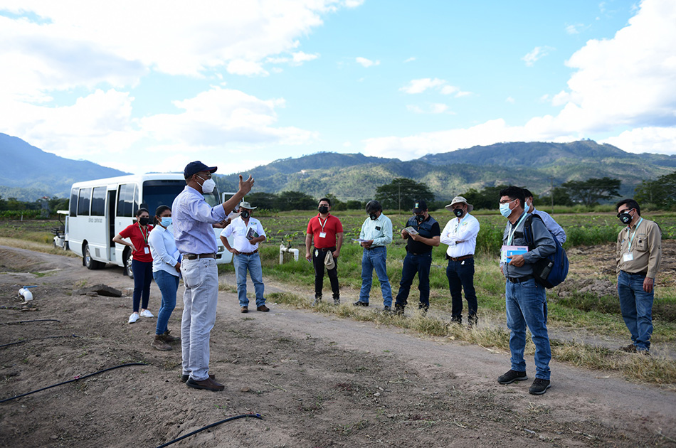 ENCA y ZAMORANO refuerzan relaciones a favor de la educación agrícola de Guatemala